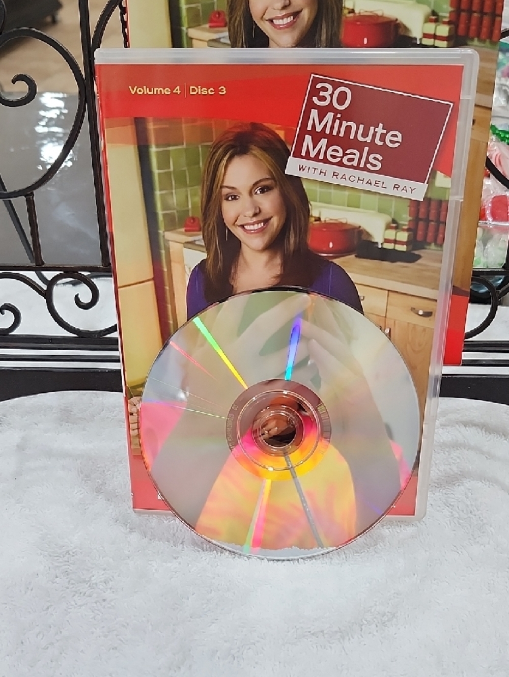 FOOD NETWORK 30 MINUTE MEALS WITH RACHAEL RAY DVD SET - Picture 9 of 11